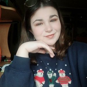 Meet your Posher, Carly